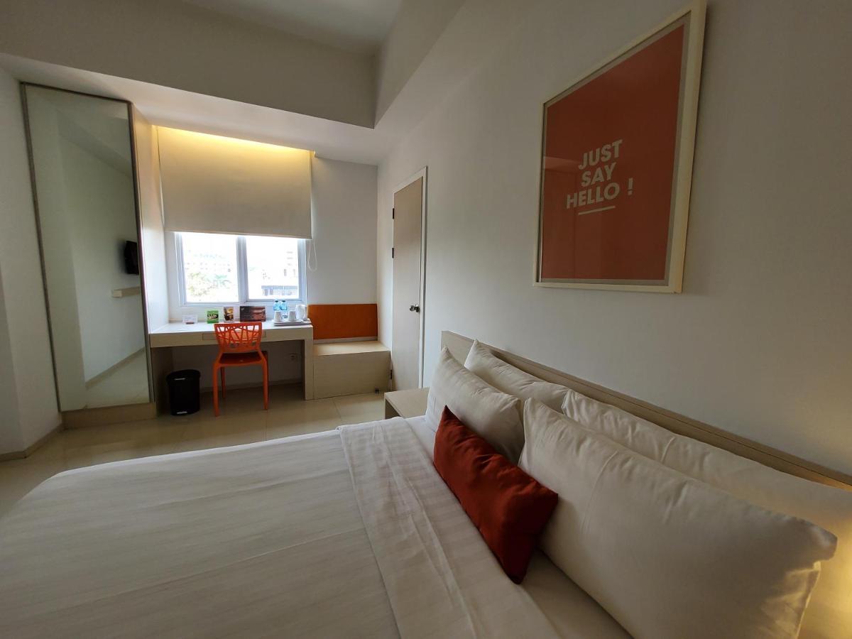 Hotel Zuri Express Mangga Dua Jakarta Exterior foto