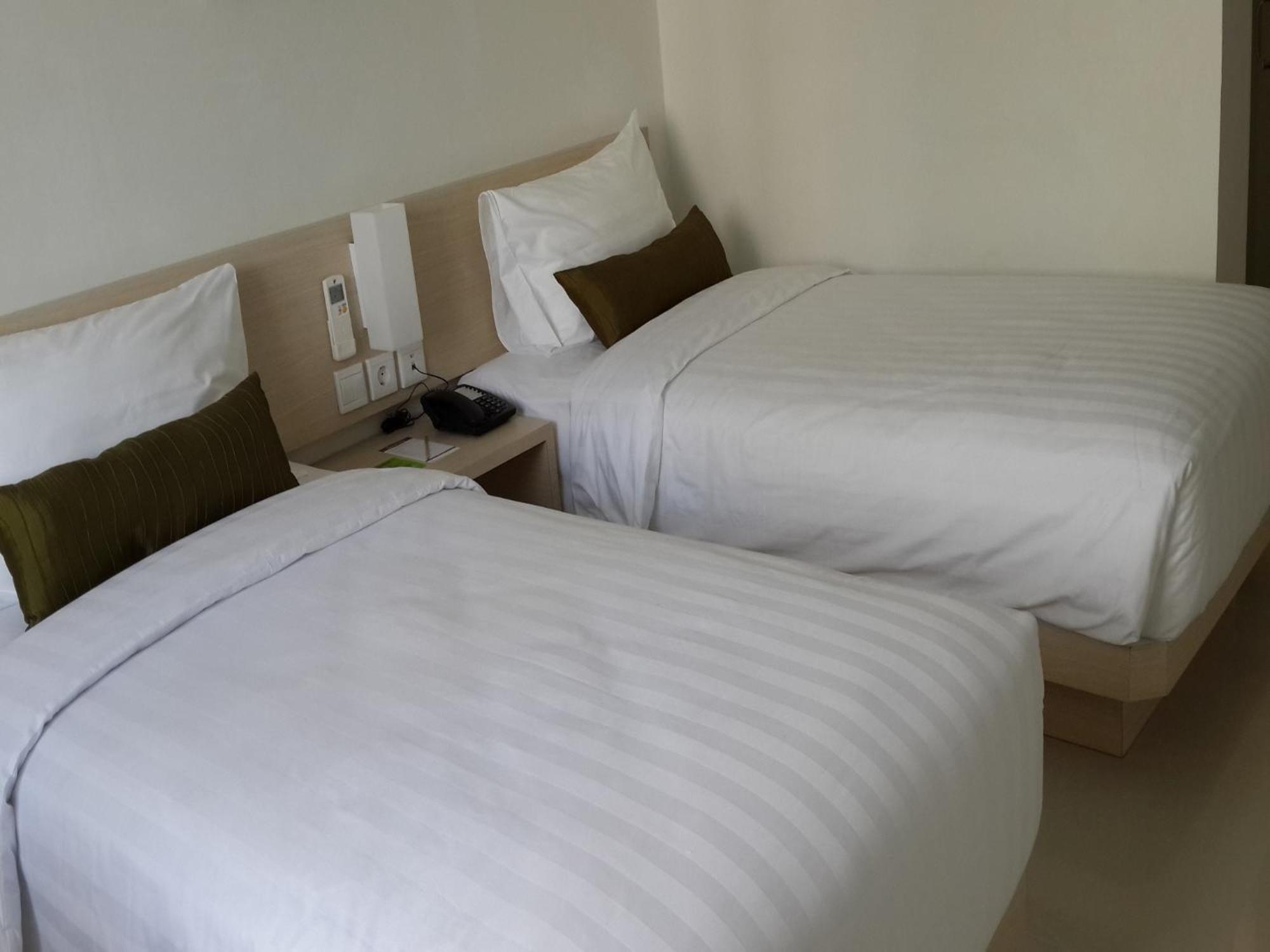 Hotel Zuri Express Mangga Dua Jakarta Zimmer foto