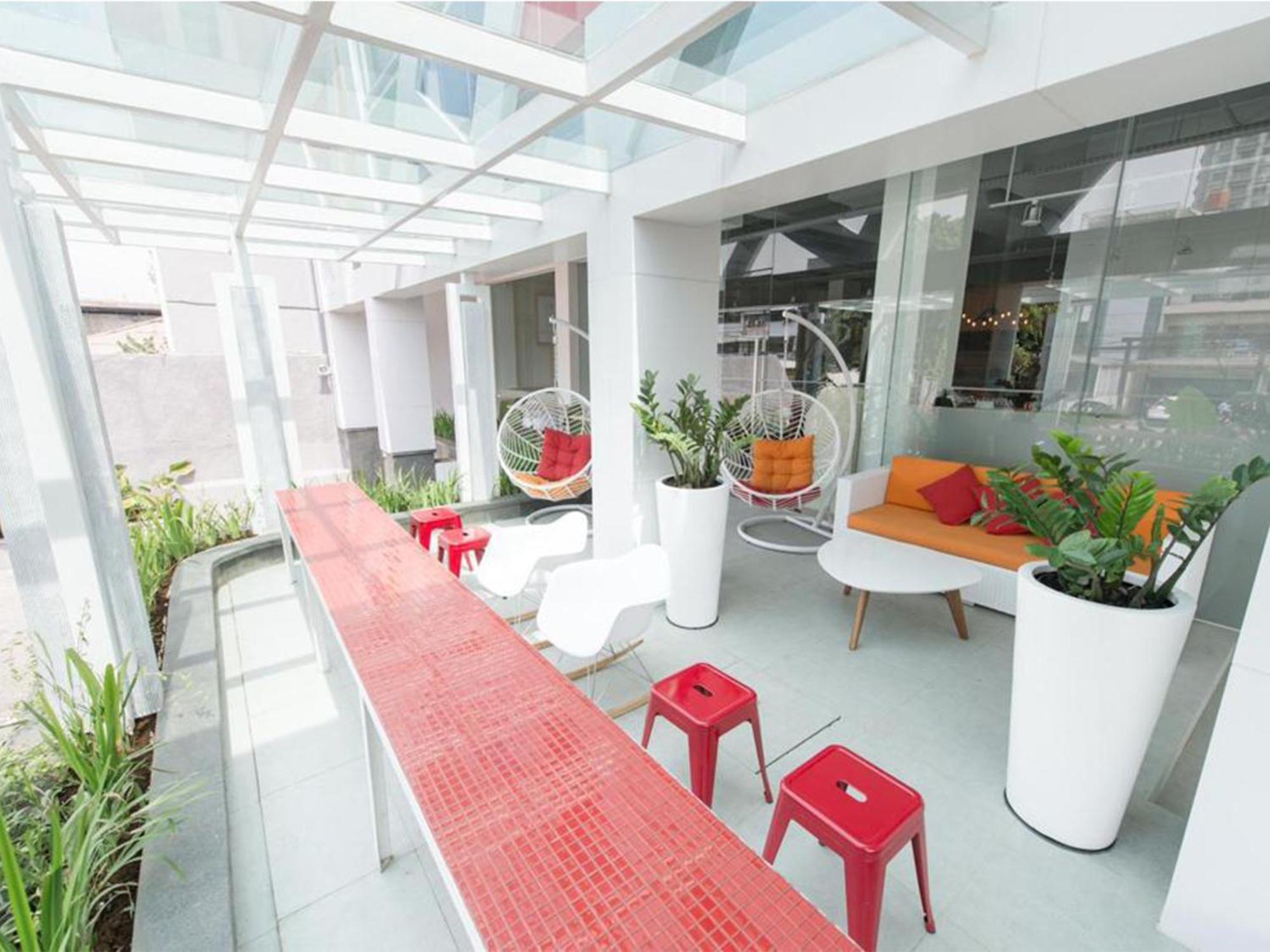 Hotel Zuri Express Mangga Dua Jakarta Exterior foto