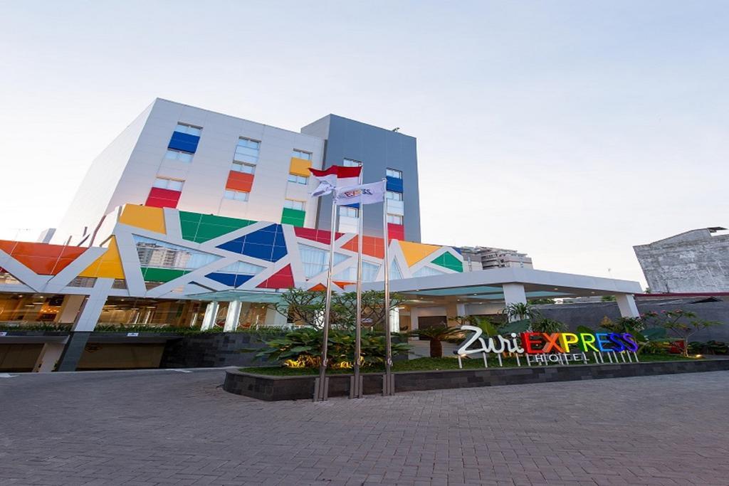 Hotel Zuri Express Mangga Dua Jakarta Exterior foto